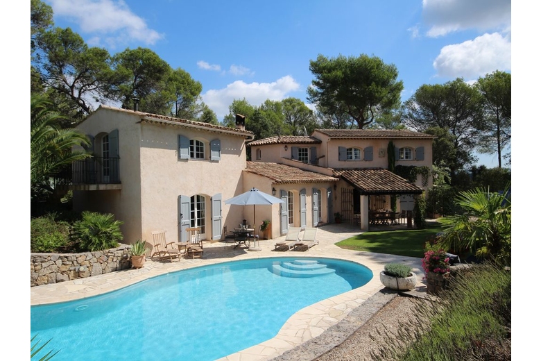 Romantic villa on the French Riviera - France, Provence-Cote dAzur, Grasse