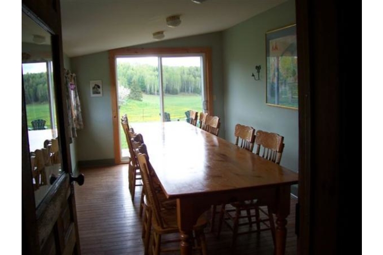 Clear Lake Cottage With Picturesque Resting Places Canada, Ontario