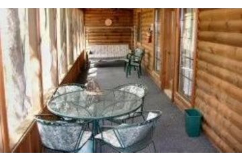 Spacious PetFriendly Log Cabin USA, Missouri, Branson West